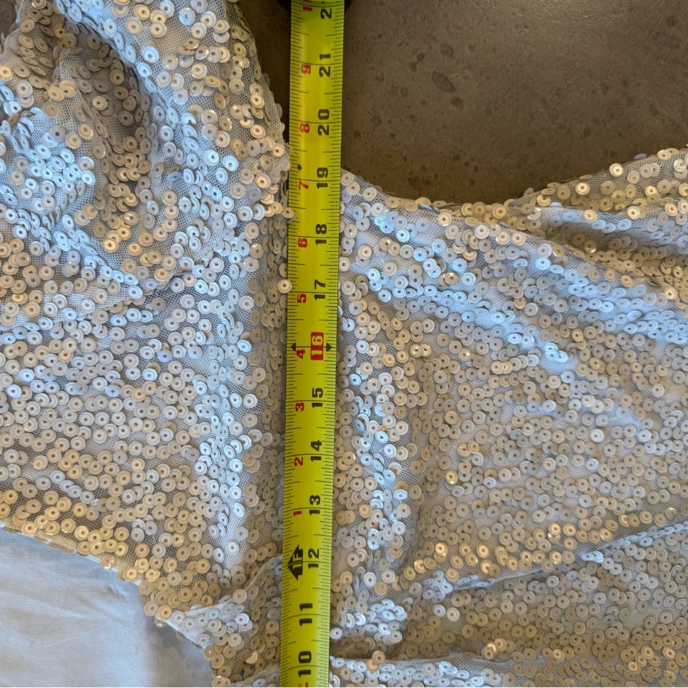 Allison Joy gray sequin top. Size L. - Picture 10 of 10